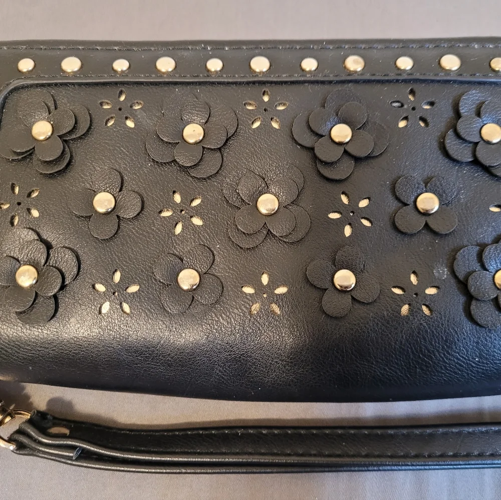 Wallet - Picture 2 of 7